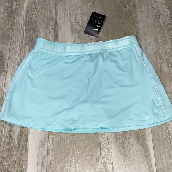 Nike Skirt - Picture 1 of 6